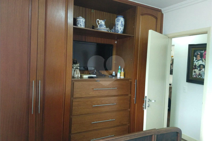 Apartamento à venda com 3 quartos, sendo 1 suíte, em Planalto Paulista, São Paulo, SP