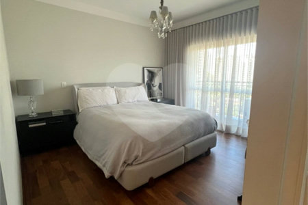 Apartamento à venda com 4 quartos, sendo 2 suítes,  em Brooklin Paulista, São Paulo, SP