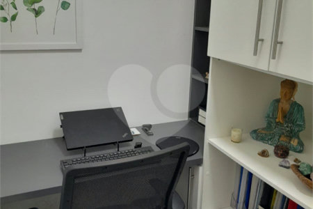 Apartamento à venda com 3 quartos, sendo 1 suíte, em Jardim Marajoara, São Paulo, SP