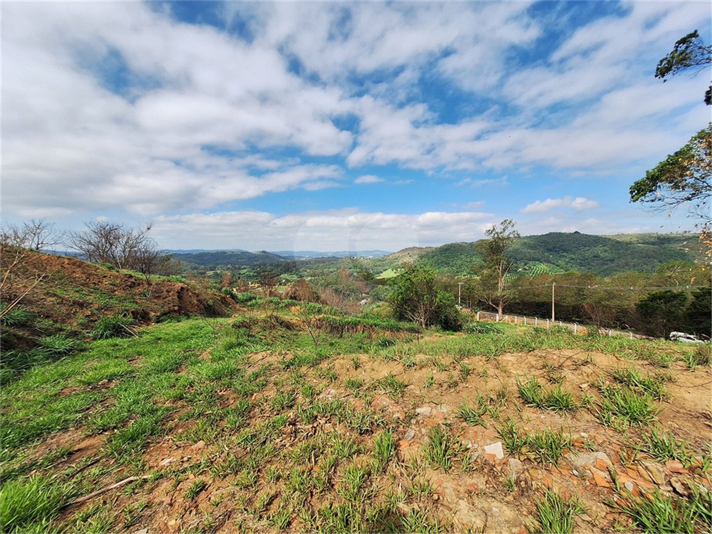 Área de Terra à venda com 1 suíte em Cocais, Itatiba, SP