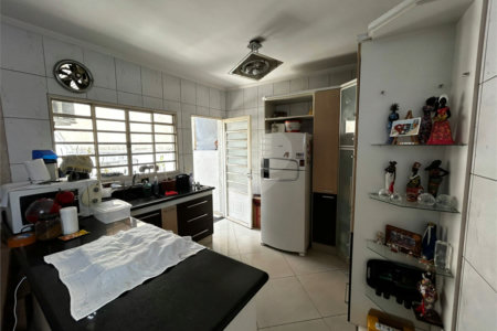 Casa à venda com 4 quartos, sendo 2 suítes, em Vila Buenos Aires, São Paulo, SP