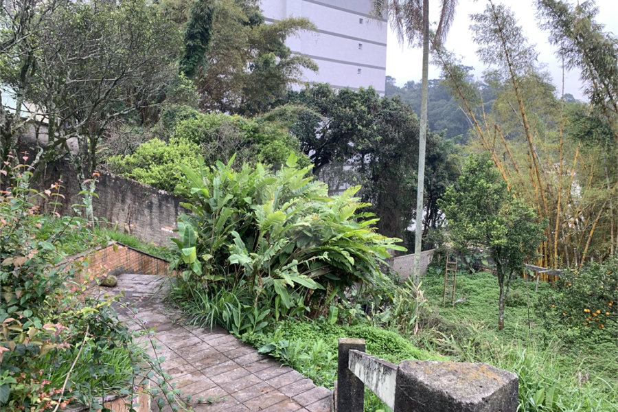Sobrado à venda com 4 quartos, sendo 2 suítes,  em Tremembé, São Paulo, SP