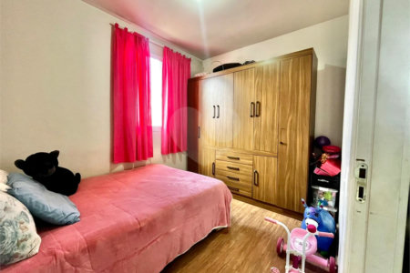 Casa à venda com 2 quartos, sendo 1 suíte,  no condomínio Residencial Jasmin, Itapetininga - SP