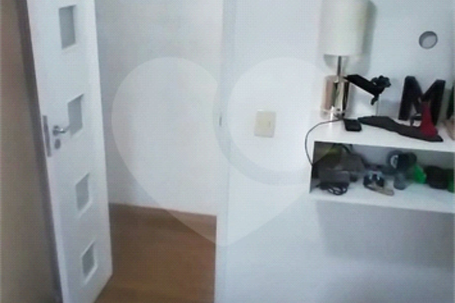 Casa à venda com 4 quartos, sendo 1 suíte, em Santana, São Paulo, SP