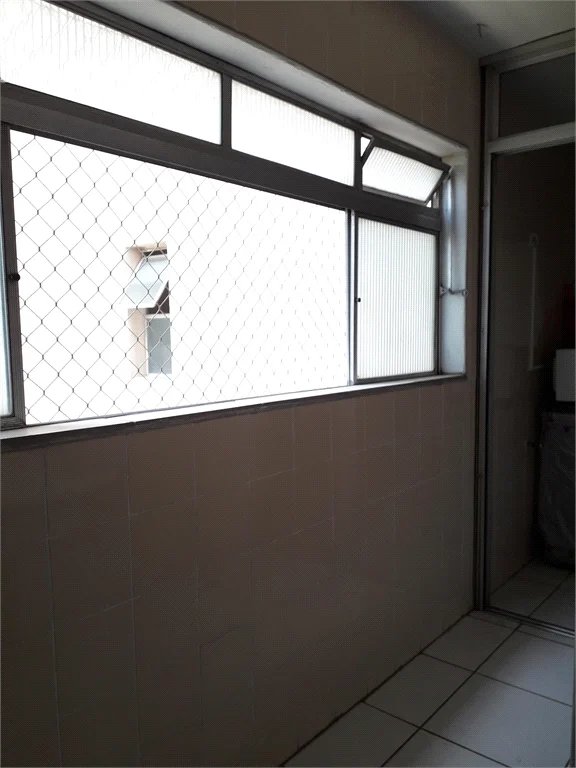 Apartamento à venda com 3 quartos em Vila Suzana, São Paulo, SP