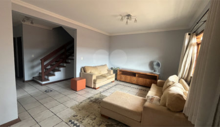 Sobrado à venda ou para alugar com 4 quartos, sendo 2 suítes,  em Jardim Terceiro Centenário, Atibaia, SP