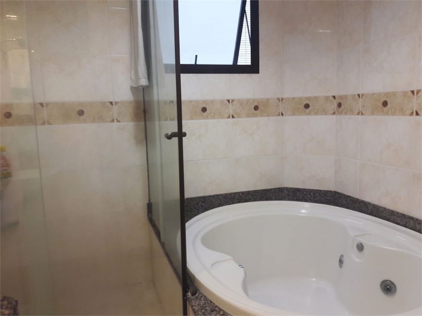 Apartamento Residencial à venda, Gonzaga, Santos - AP0854.
