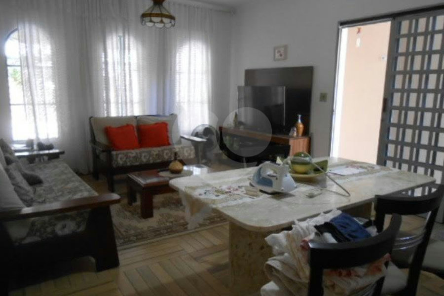Sobrado à venda com 4 quartos, sendo 1 suíte, em Tucuruvi, São Paulo, SP