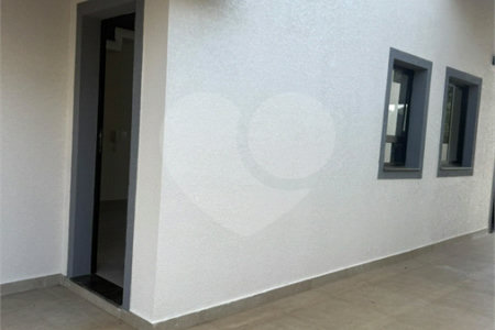 Casa à venda ou para alugar com 3 quartos, sendo 1 suíte, no condomínio Residencial Marchant Buarque, Atibaia - SP