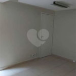 Apartamento no Condomínio Monte Nevada.