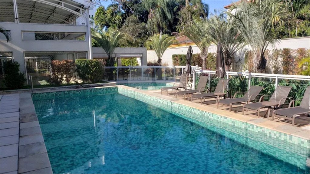 Apartamento à venda com 3 suítes em Vila Alexandria, São Paulo, SP