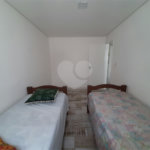 Apartamento à venda com 2 quartos, sendo 1 suíte,  no Centro, Mongaguá, SP