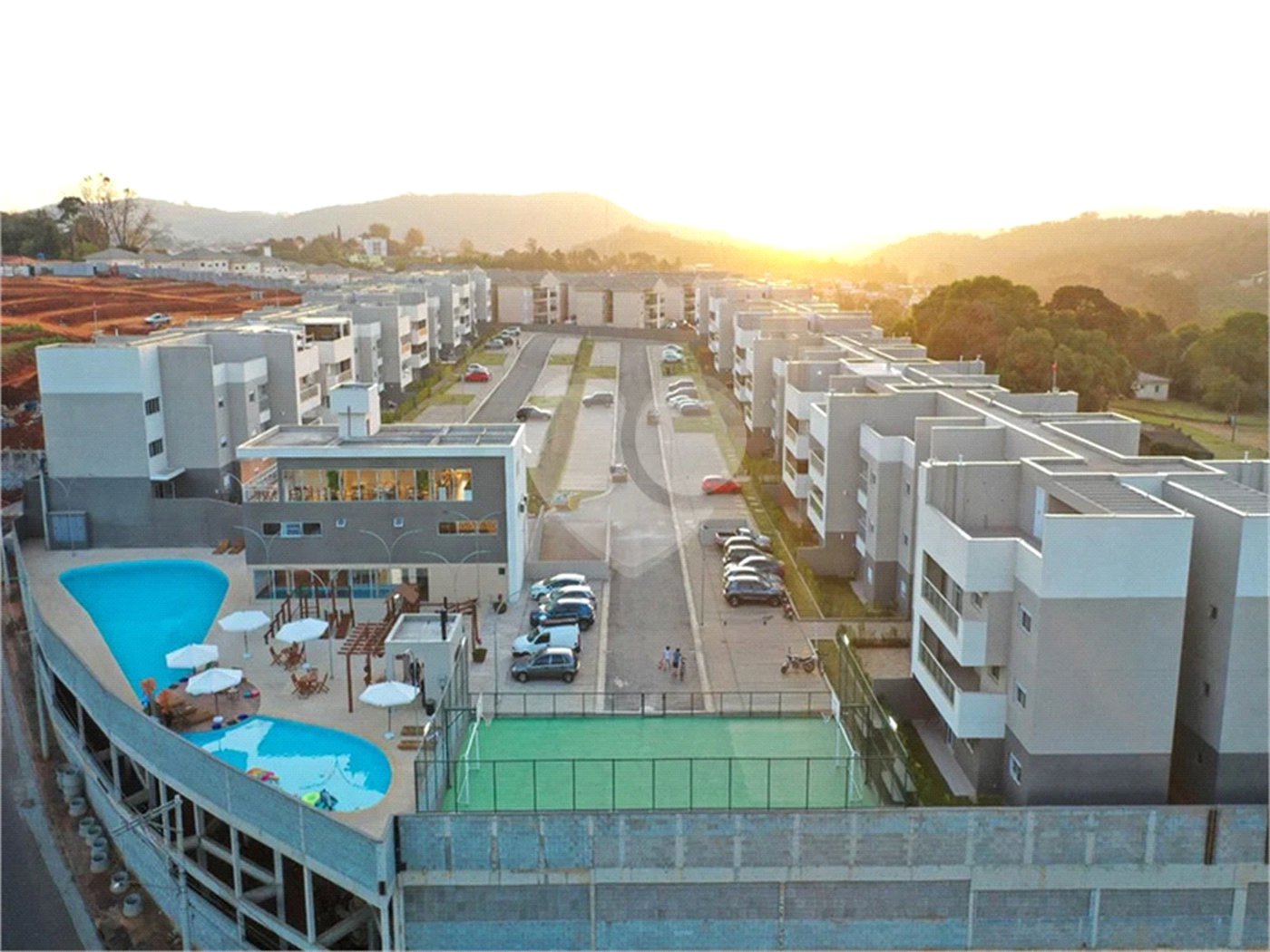 Apartamento à venda com 2 quartos, sendo 1 suíte,  em Bairro do Cambará, São Roque, SP