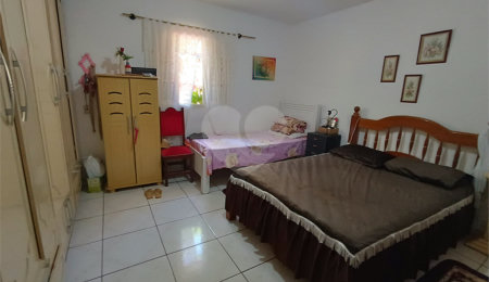 Chácara à venda com 7 quartos, sendo 1 suíte,  no Centro (mailasqui), São Roque, SP