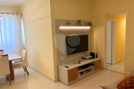 Apartamento à venda com 3 quartos, sendo 1 suíte,  em Lagoa, Rio de Janeiro, RJ