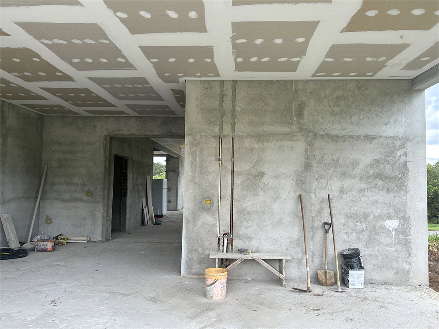 Casa à venda com 3 suítes no condomínio Residencial Jequitiba, Jacareí - SP