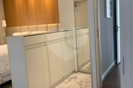 Apartamento à venda com 3 suítes em Lapa, São Paulo, SP