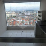 Apartamento à venda com 3 quartos, sendo 1 suíte,  em Vila Carrão, São Paulo, SP