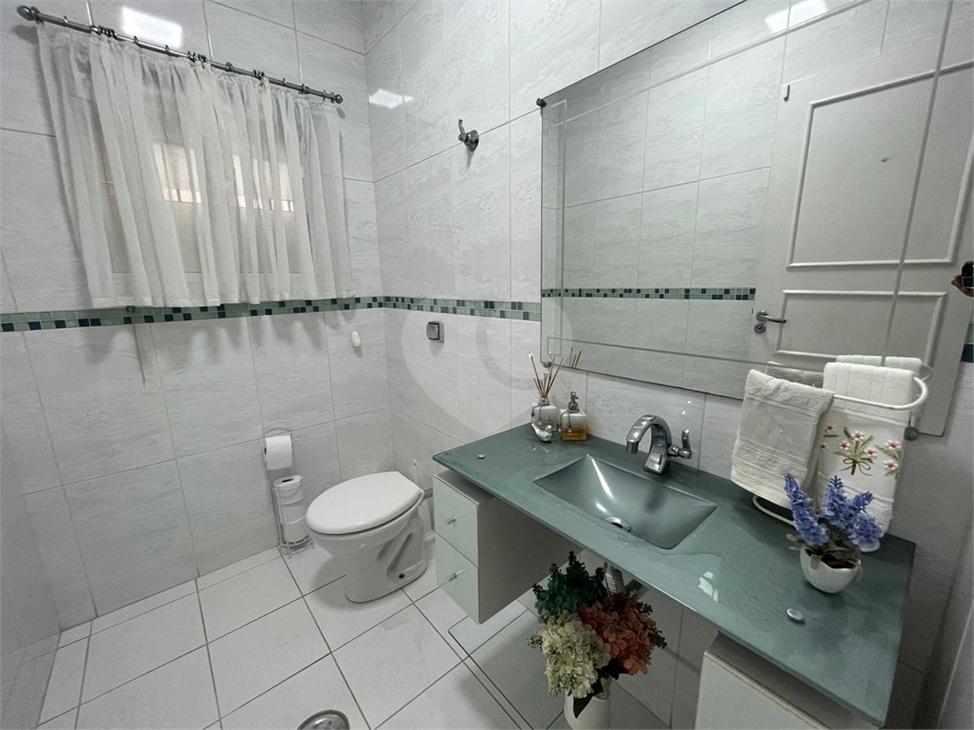 Sobrado à venda com 3 quartos, sendo 1 suíte, em Tucuruvi, São Paulo, SP