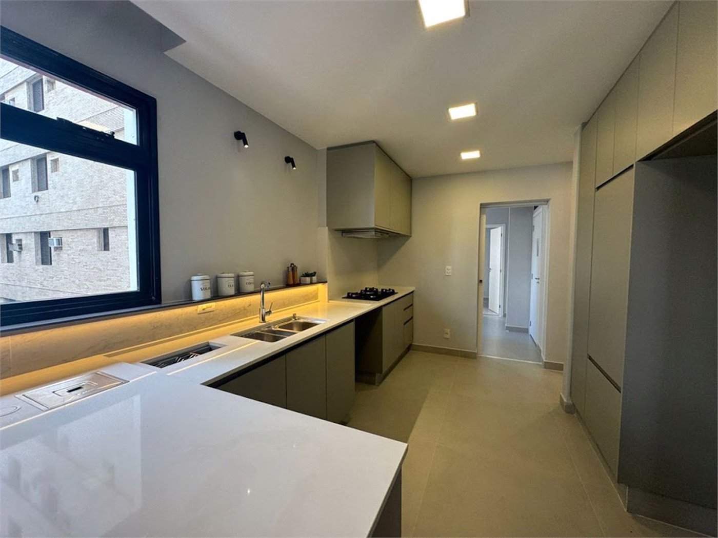 Apartamento com 4 dormitórios à venda, 295 m² por R$ 3.200.000,00 - Boqueirão - Santos/SP