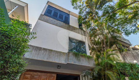 Sobrado à venda com 3 quartos, sendo 1 suíte,  em Jardim Prudência, São Paulo, SP
