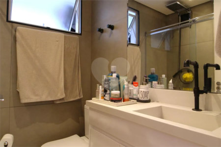 Apartamento à venda com 4 quartos, sendo 3 suítes,  em Campo Belo, São Paulo, SP