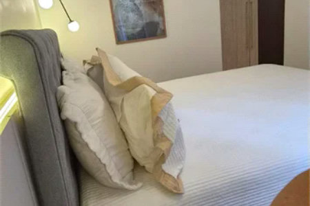 Casa à venda com 3 quartos, sendo 1 suíte,  no condomínio Townhouse Village Morumbi, São Paulo - SP