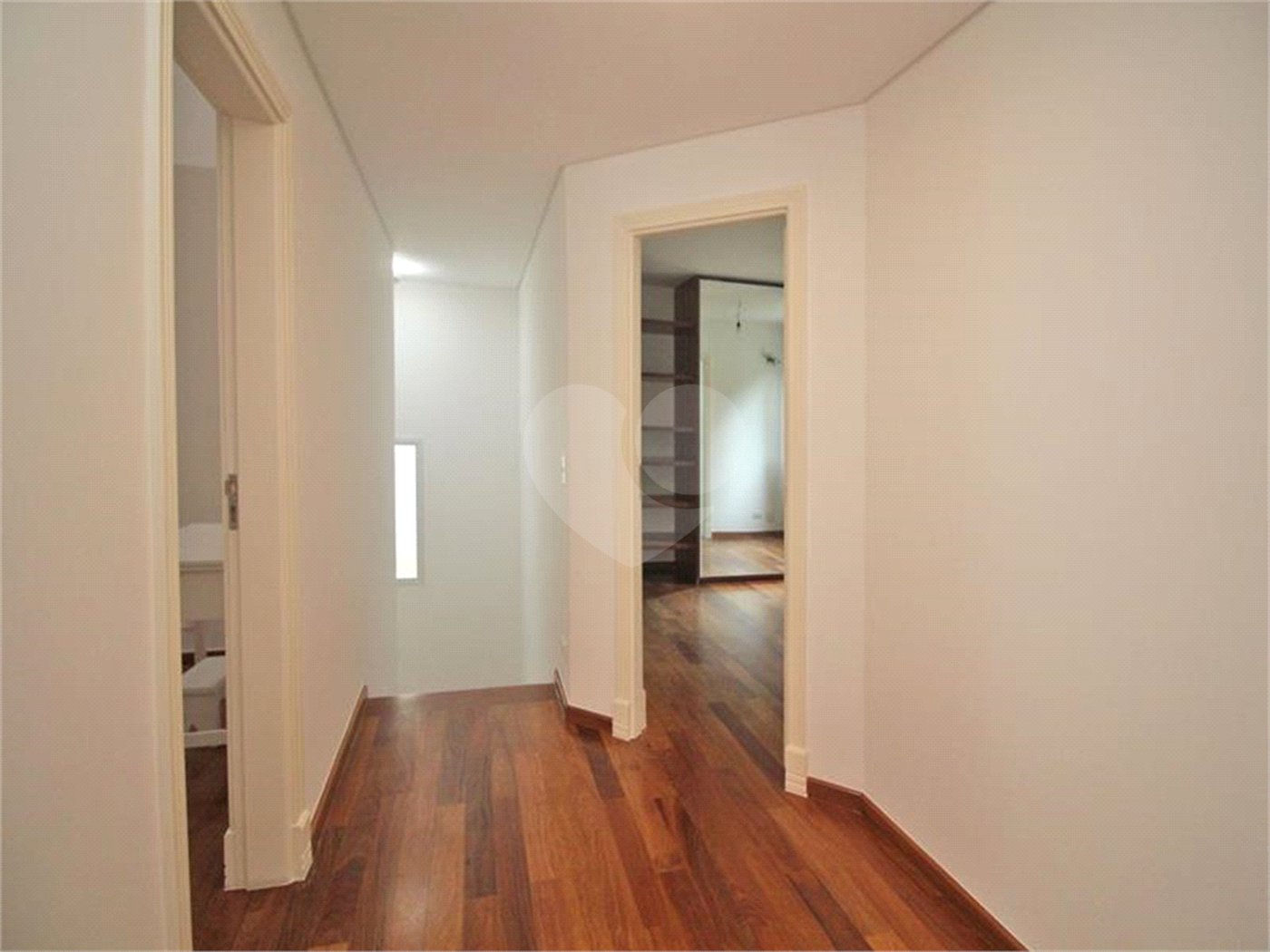 Casa à venda com 3 suítes no condomínio Brooklin Hills, São Paulo - SP