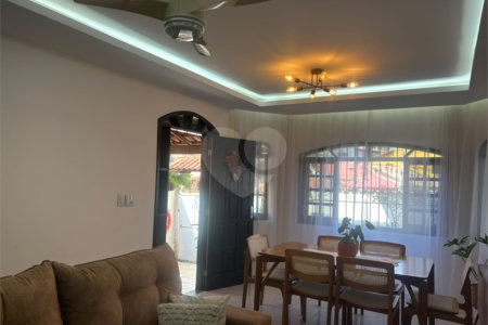 Casa à venda com 2 quartos, sendo 1 suíte, em Campo Grande, Rio de Janeiro, RJ