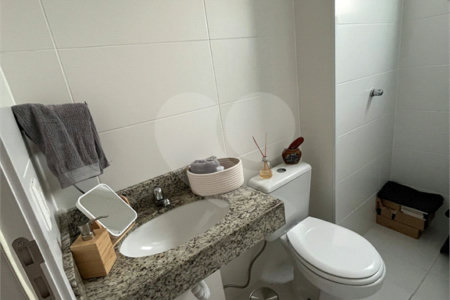 Apartamento à venda com 2 quartos, sendo 1 suíte,  em Vila América, Santo André, SP