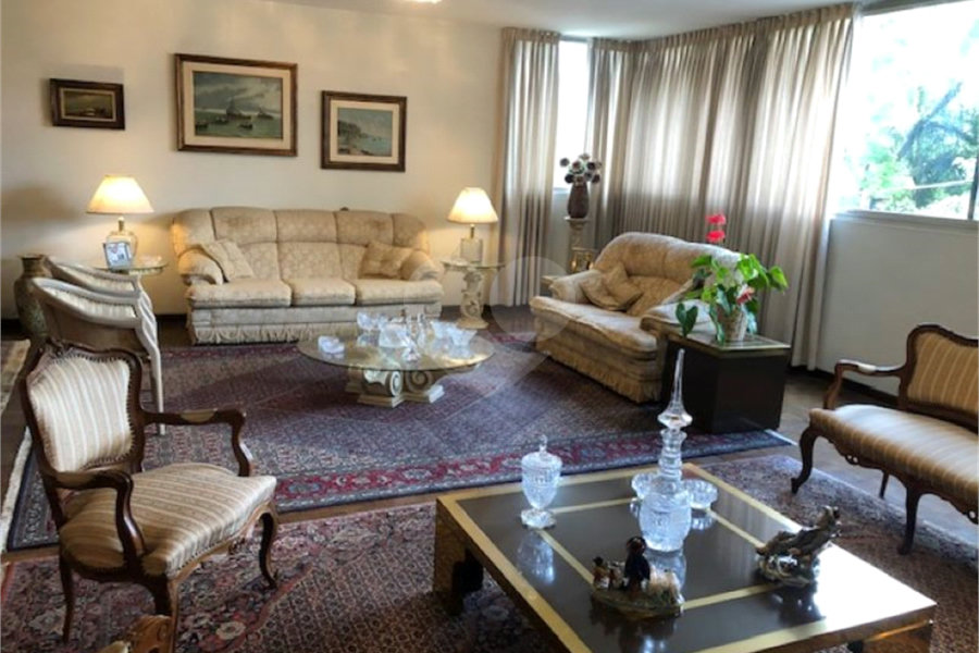 Apartamento à venda com 4 quartos, sendo 2 suítes, em Bela Vista, São Paulo, SP