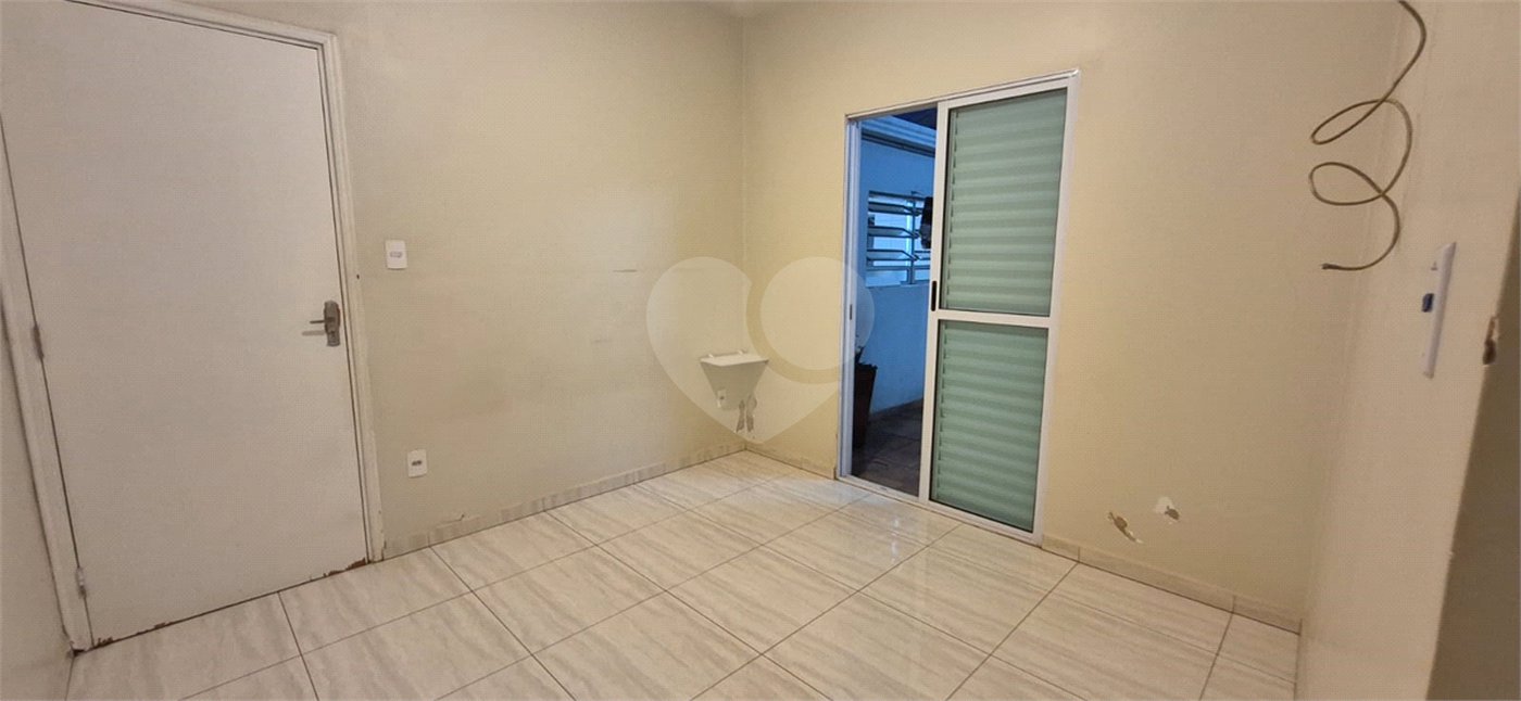 Casa à venda com 3 quartos em Jardim do Carmo, Araraquara, SP