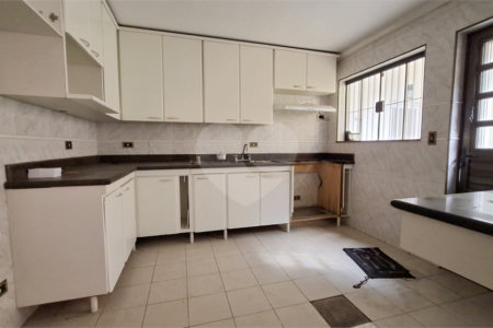 Casa à venda com 4 suítes em Jardim São Bento, São Paulo, SP