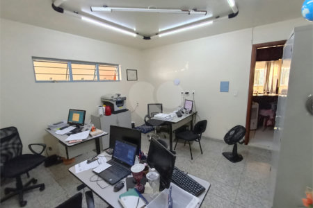 Casa à venda com 6 quartos, sendo 2 suítes, no Centro, Itapetininga, SP