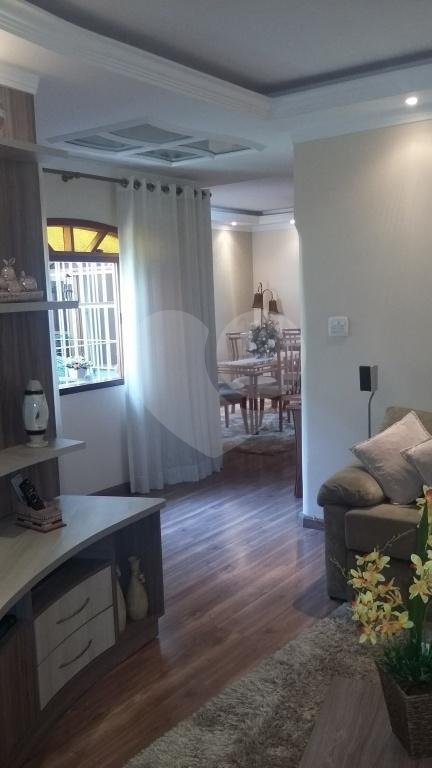 Casa à venda com 6 quartos, sendo 1 suíte,  em Itaquera, São Paulo, SP