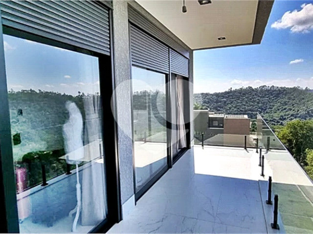 Casa à venda com 4 suítes no condomínio Genesis Ii, Santana de Parnaíba - SP