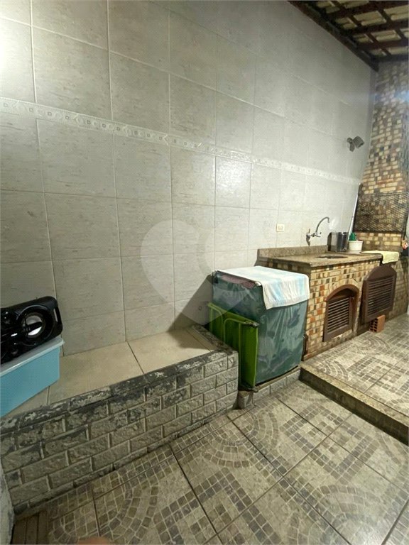 Casa à venda com 3 quartos em Santa Cruz, Rio de Janeiro, RJ