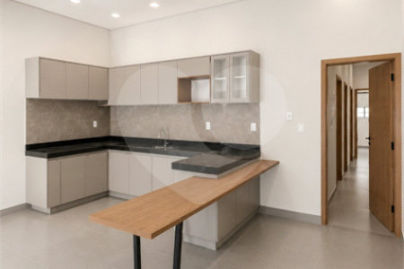 Casa à venda com 3 quartos, sendo 1 suíte, em Jardim Santa Cecília, Ribeirão Preto, SP