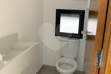 Casa à venda com 3 quartos, sendo 1 suíte, no condomínio Villa D'este, Cotia - SP