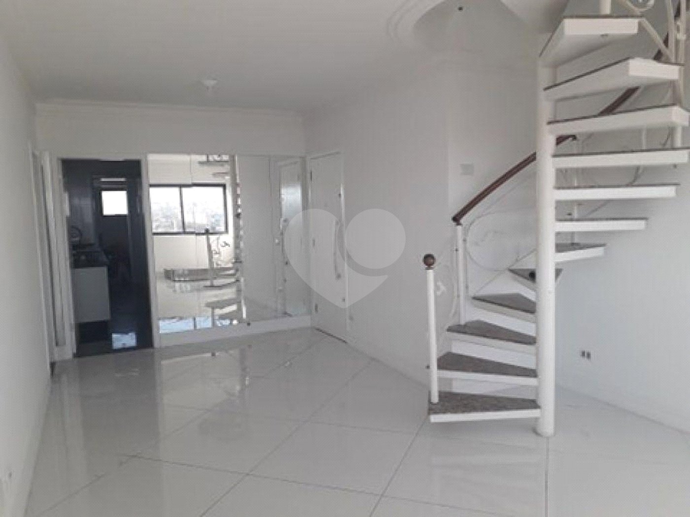 Cobertura à venda com 3 quartos, sendo 1 suíte, em Vila Maria Alta, São Paulo, SP