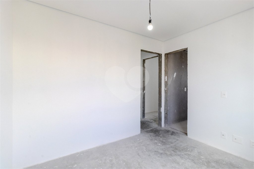 Apartamento à venda com 3 suítes em Campo Belo, São Paulo, SP