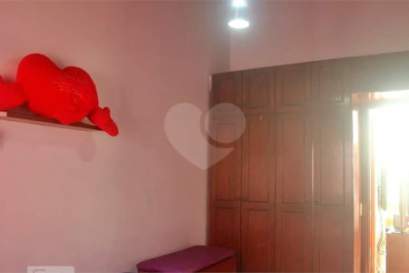 Casa com 250m² , 3 quartos, sendo 1 suíte , 3 vagas , à venda no Jd. Ana Maria - Santo André