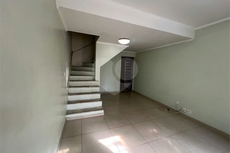 Casa 2 dormitórios na Vila Santa Catarina