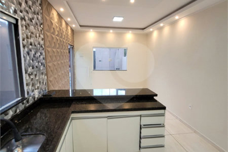 SUA CASA NOVA ESPERA POR VOCÊ!