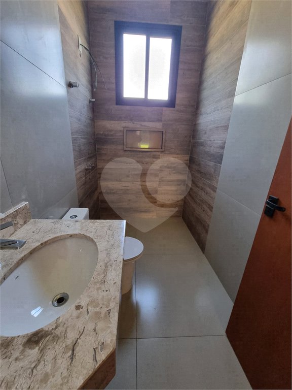 Casa à venda com 3 suítes no condomínio Terras de Santa Teresa, Itupeva - SP