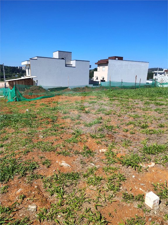 Terreno à venda com 3 quartos, sendo 1 suíte, no condomínio Paradise Gardens I, Mogi das Cruzes - SP