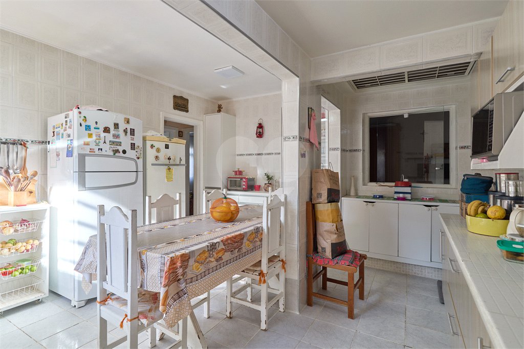 Casa Térrea à venda com 2 quartos em Jardim Prudência, São Paulo, SP