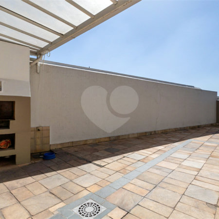 Casa à venda com 4 suítes em Jardim Londrina, São Paulo, SP