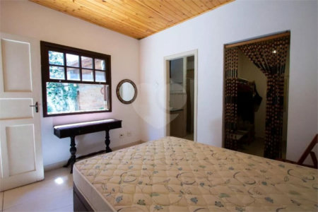 Casa Térrea à venda com 1 suíte em Vila Romana, São Paulo, SP