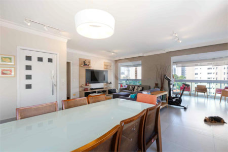 Apartamento à venda com 3 suítes em Vila Anglo Brasileira, São Paulo, SP
